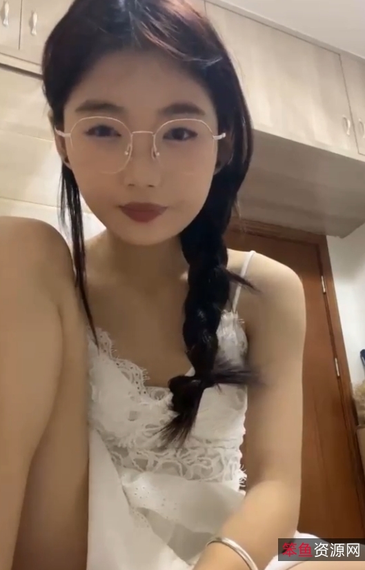 自行打包百度云直播合集小狗大学生困困兔最新49V37G，精彩瞬间尽在其中