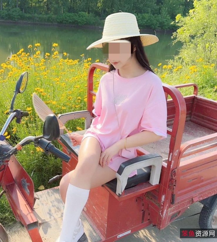 百度会的亲姐姐野外合集24部10.5G,路边精彩合集