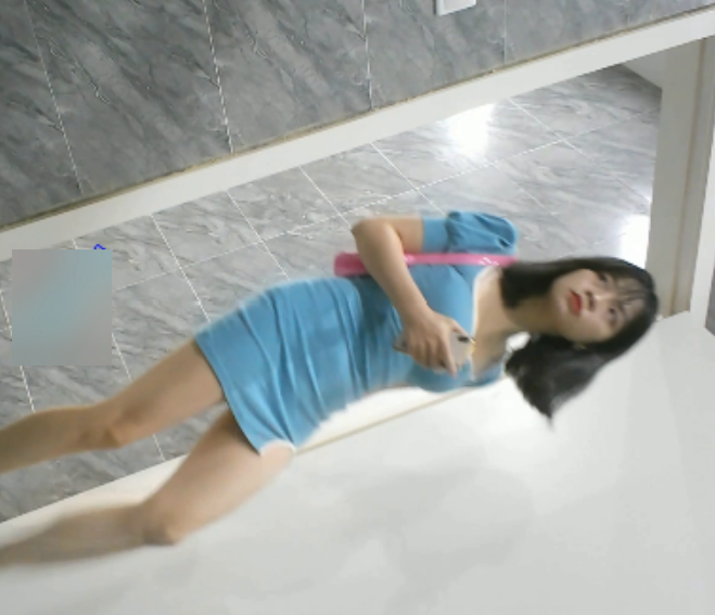 前台小妹偷窥合集48部53G丰满大罩杯