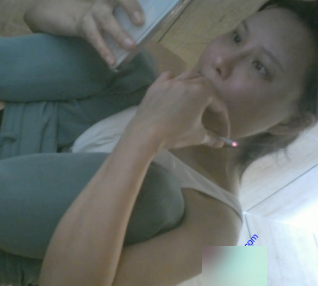 前台小妹偷窥合集48部53G丰满大罩杯