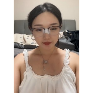 百度盘叭嗦姐眼镜御姐单打斗视频57部48.6g眼镜妹跪坐甩发特写扶镜框噗嗤带响儿