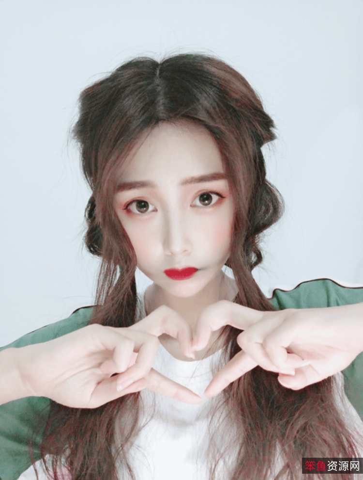 微博原来是茜公举殿下高颜值视频合集190套12G，黑色毛衣系列引关注