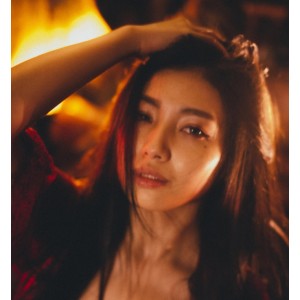 百度云夏暮光14套合集141四人游+11V6.45G，内容火辣多样