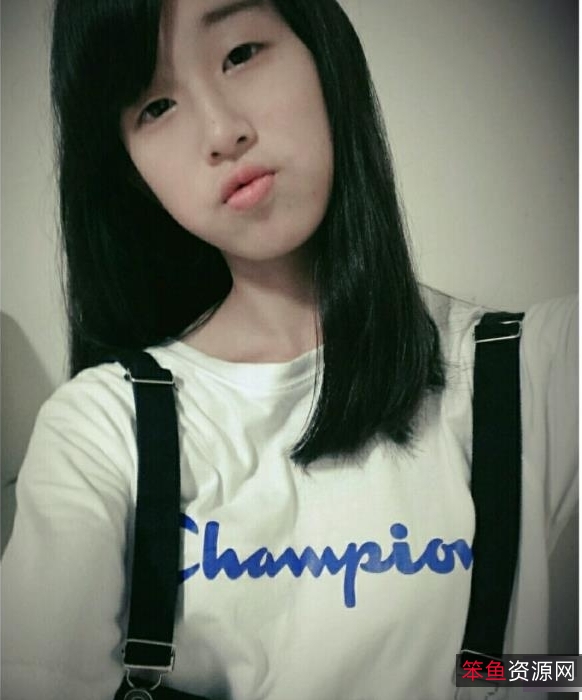 台湾学妹珍藏特写50部合集校园服装杀马特50G青涩风味