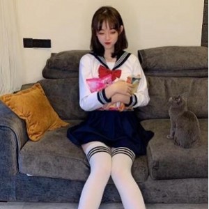 深夜辣舞合集你的小李老师快手主播1.1G营养快线告急