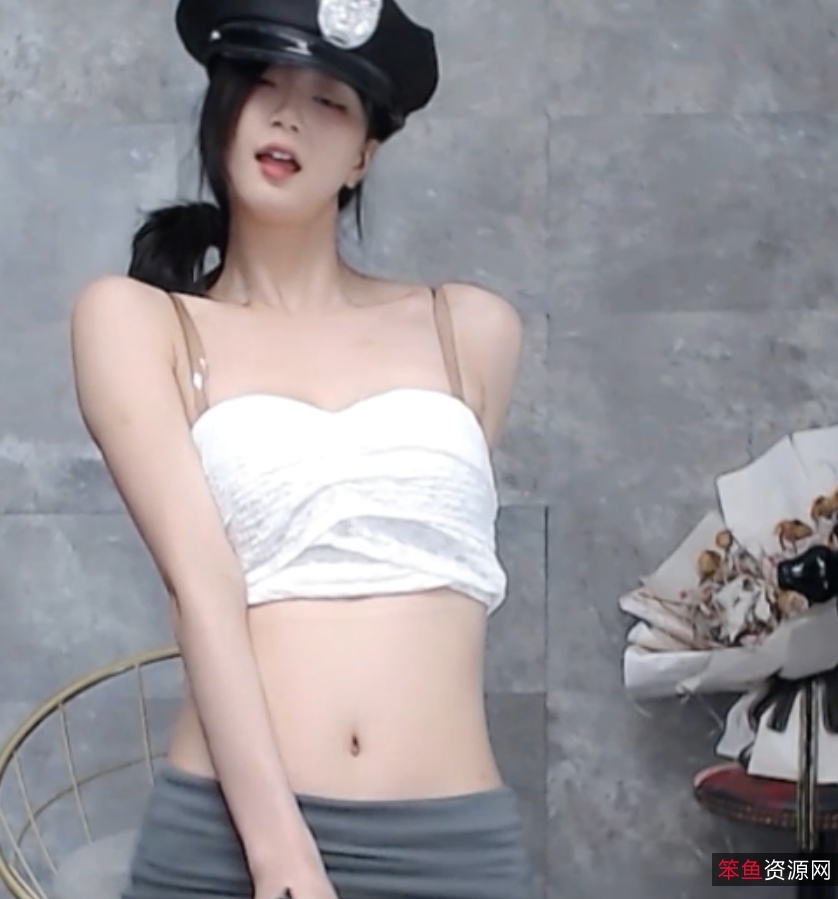 CC耶耶私房双视角顶臀舞2V699MB绝密定制