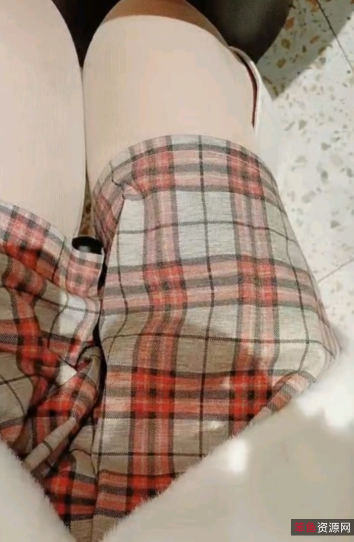 晴儿会下雨户外大黑牛31部38G重庆辣妹合集