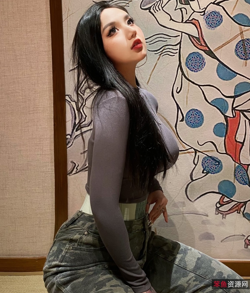 推特Chloe户外隐秘教学78部合集16.4G超火辣