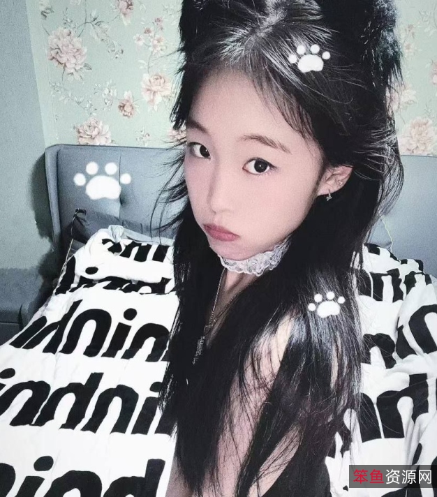 合集阿曼达VIP付费165V3.6GB优质架子