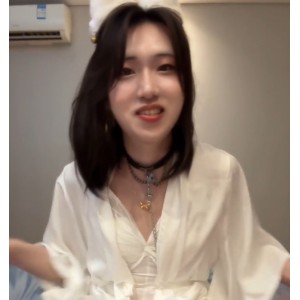 16.5g邢曦月TS福利包推特私拍88部优质身材