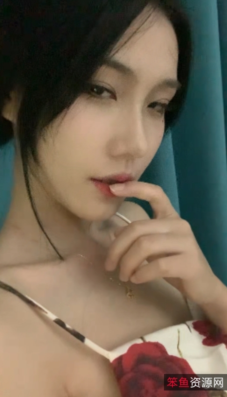 胆胆推特私人定制珍藏视频1V448M未展示