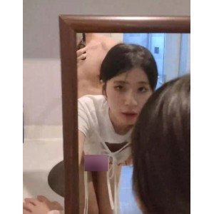 妍妍校园反差私拍17V黑长直水手服613M珍藏版