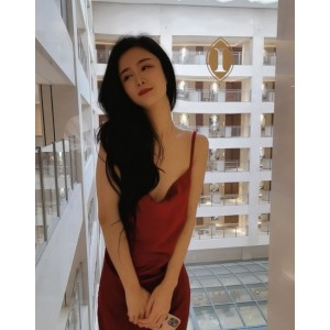 空姐蔓CC私房视频1.86G真实服装诱惑