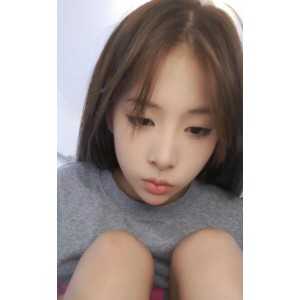 曼小狗G奶学妹494部445.5G超火辣