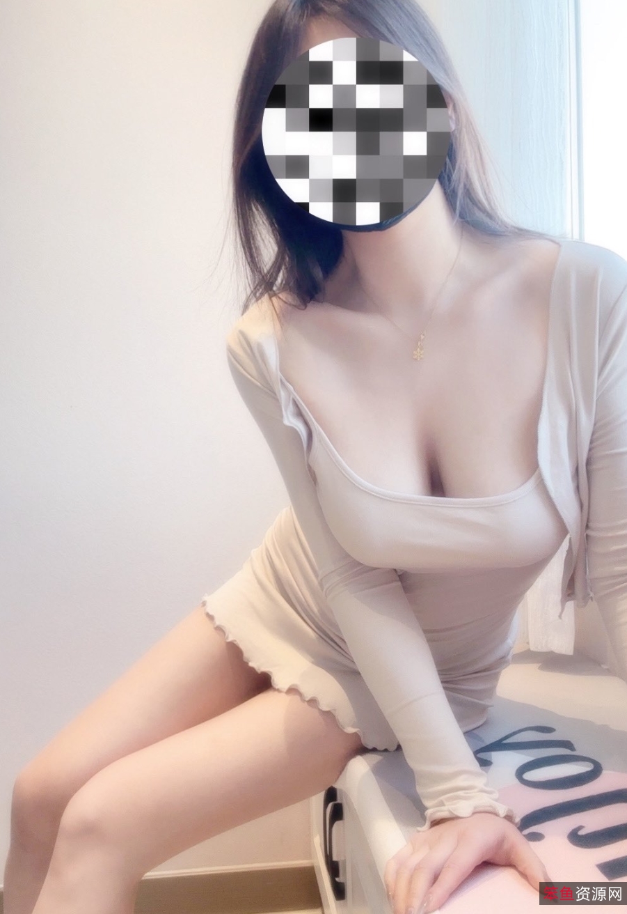 小鲅鱼定制视频50部5.8G大罩杯福利姬绝赞展示