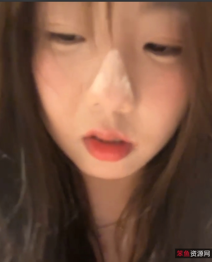 泳池趴体Olivia连发69部35.1G宝藏